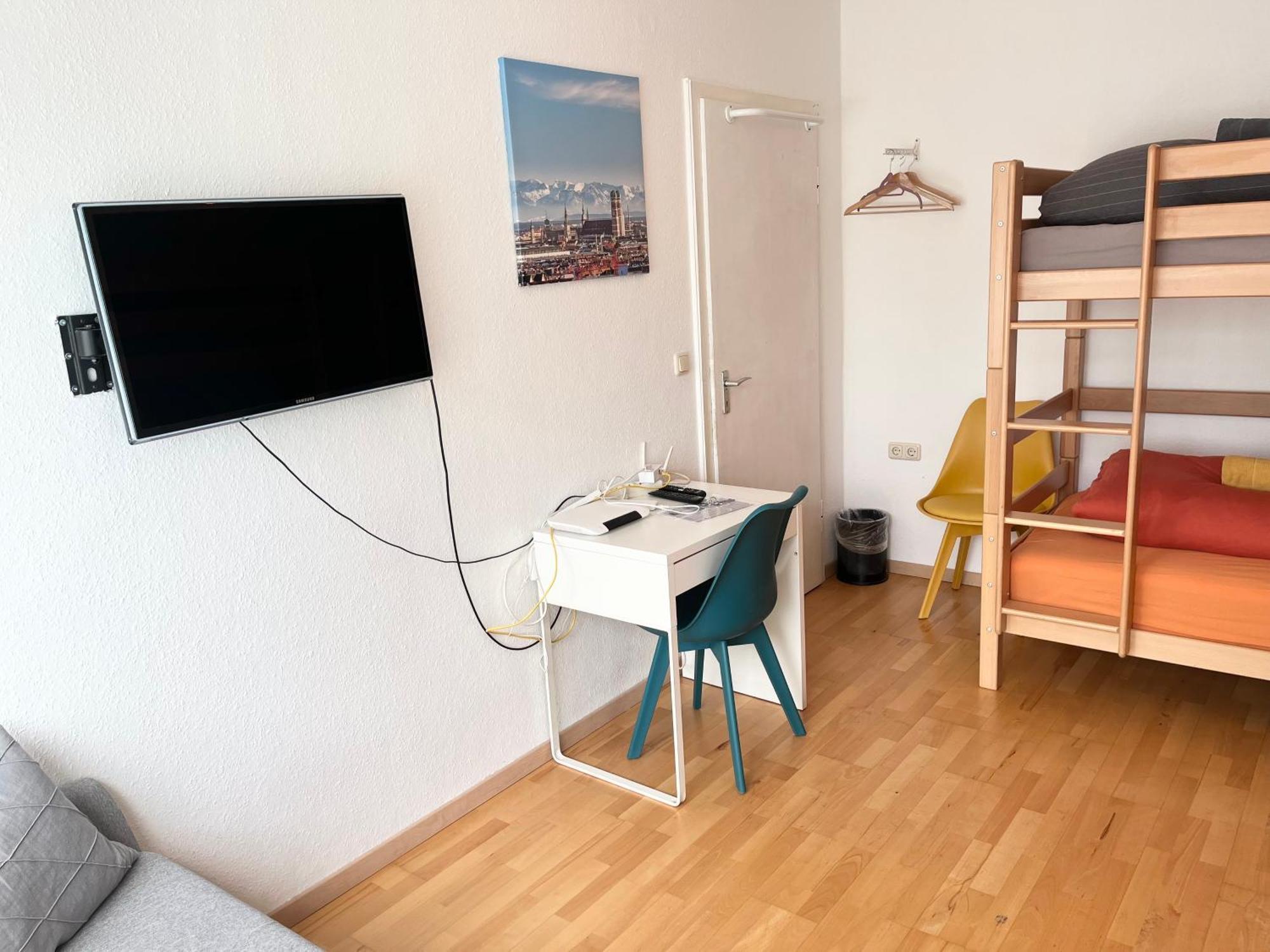 Gemuetliche Privatzimmer Mit Geteiltem Bad, Kueche Und Garten Mnichov Exteriér fotografie