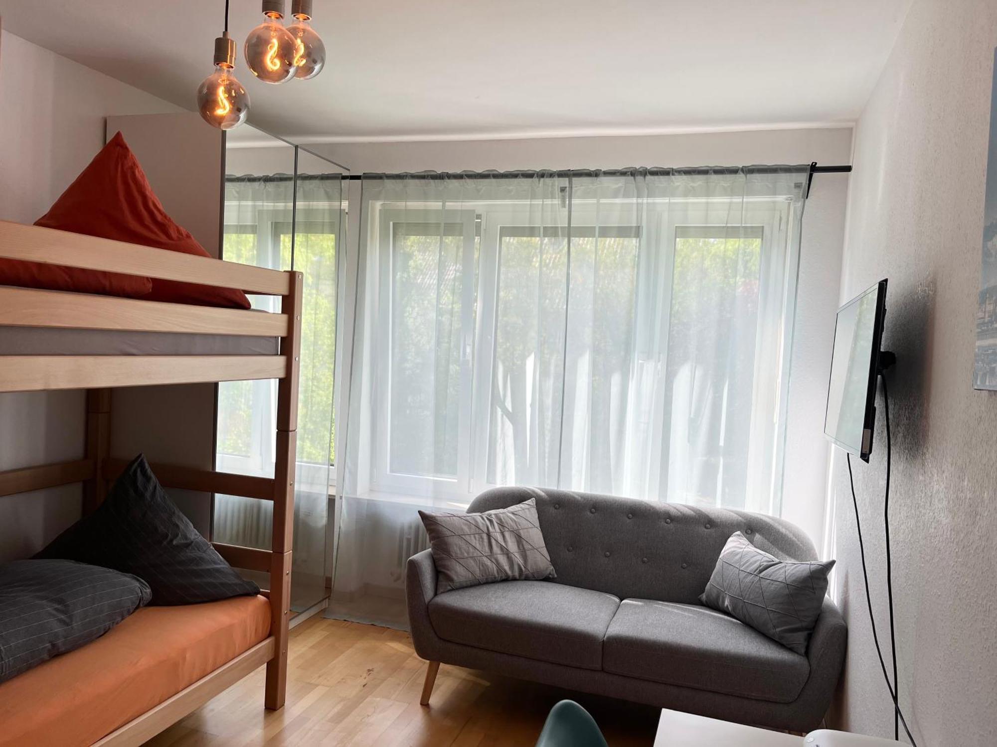 Gemuetliche Privatzimmer Mit Geteiltem Bad, Kueche Und Garten Mnichov Exteriér fotografie